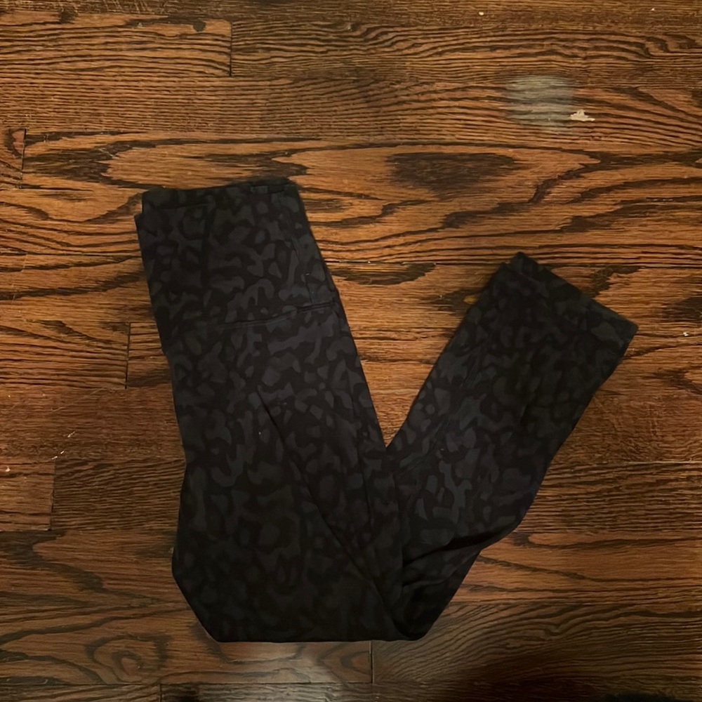 lululemon discontinued leggings